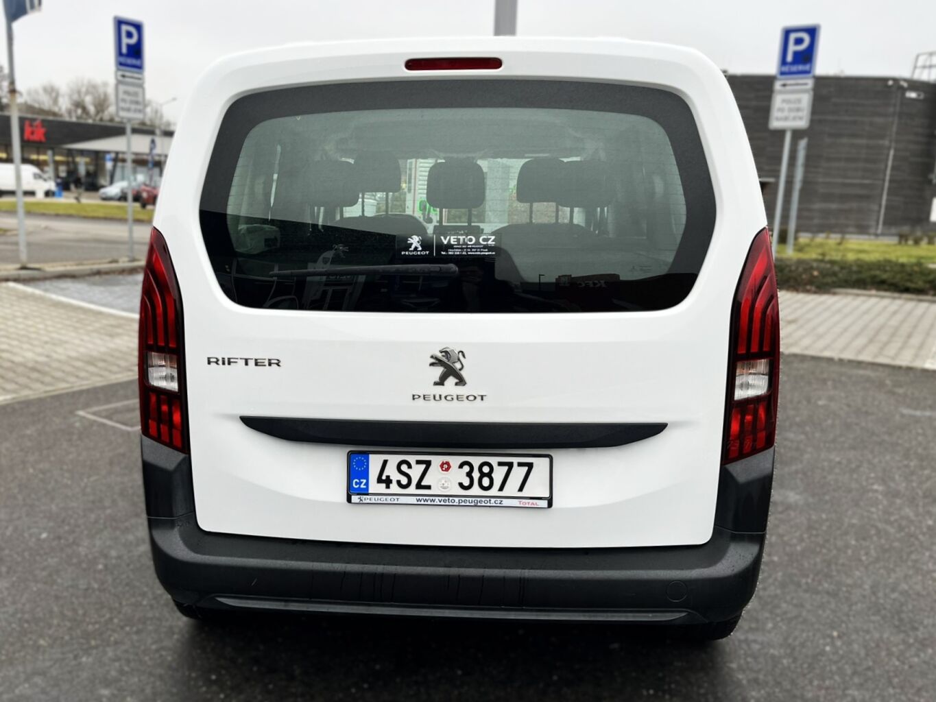 Peugeot Rifter ACTIVE 1,2 MAN6 110k – fotografie 5