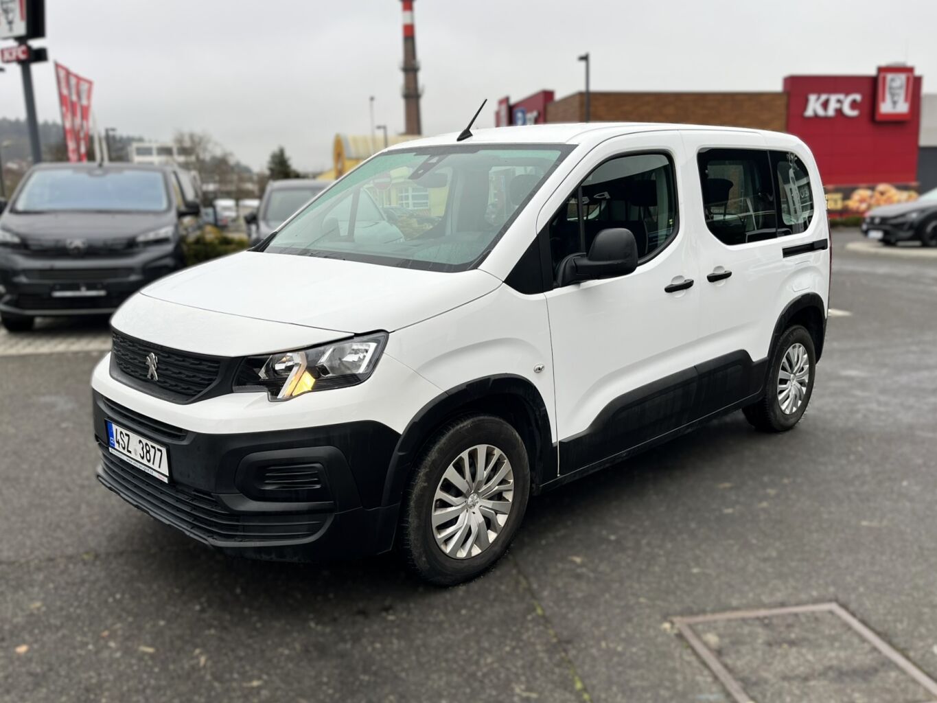 Peugeot Rifter ACTIVE 1,2 MAN6 110k – fotografie 3