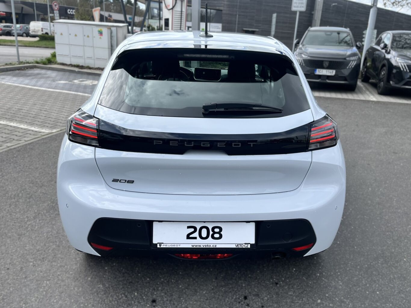 Peugeot 208 STYLE PureTech 100k MAN6 – fotografie 4