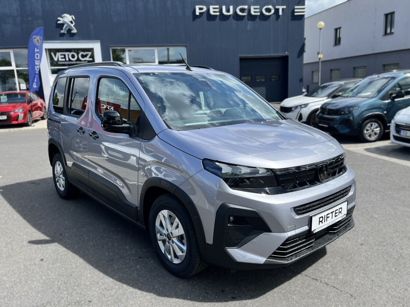 Peugeot Rifter ALLURE PureTech 110k MAN6 s homologací N1 – fotografie 2