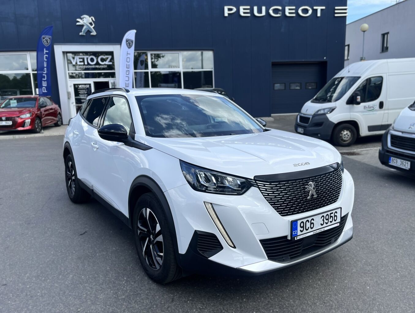 Peugeot 2008 ALLURE 1.2 PureTech 100k MAN6