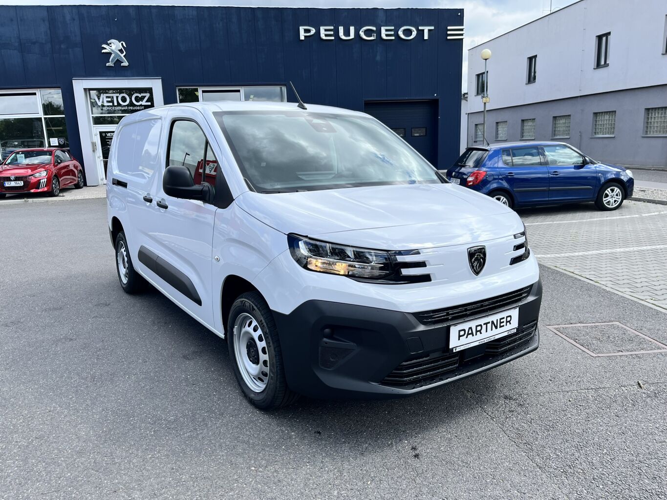 Peugeot Partner Furgon L2 1000 BlueHDi 100k MAN6 – fotografie 2