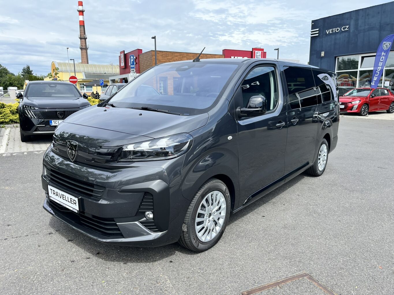 Peugeot Traveller Traveller Active L3 2.2 BlueHDi 150k MAN6 – fotografie 2