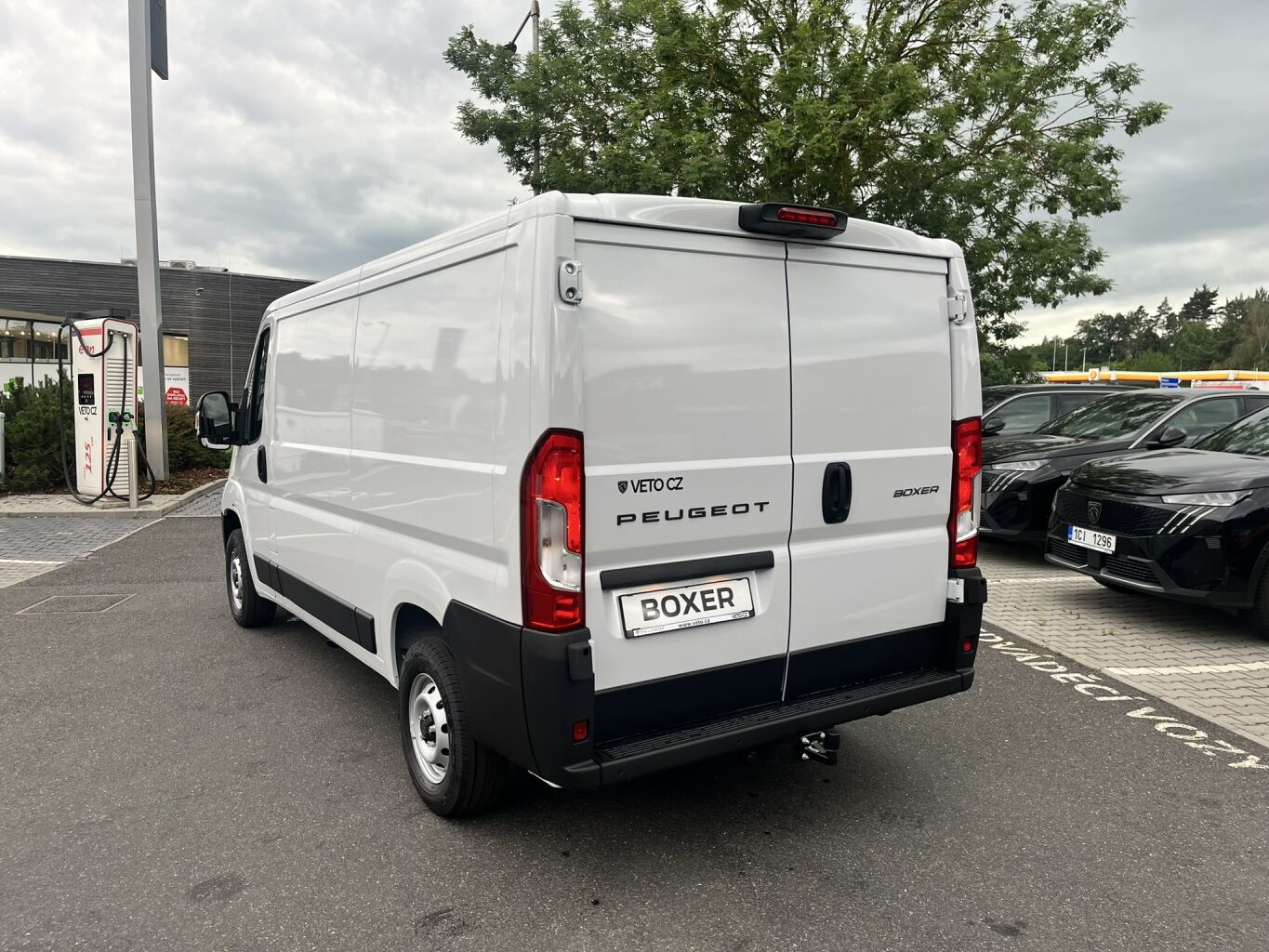 Peugeot Boxer Boxer Furgon 3000 L2H1 BlueHDi 120k MAN6 – fotografie 4
