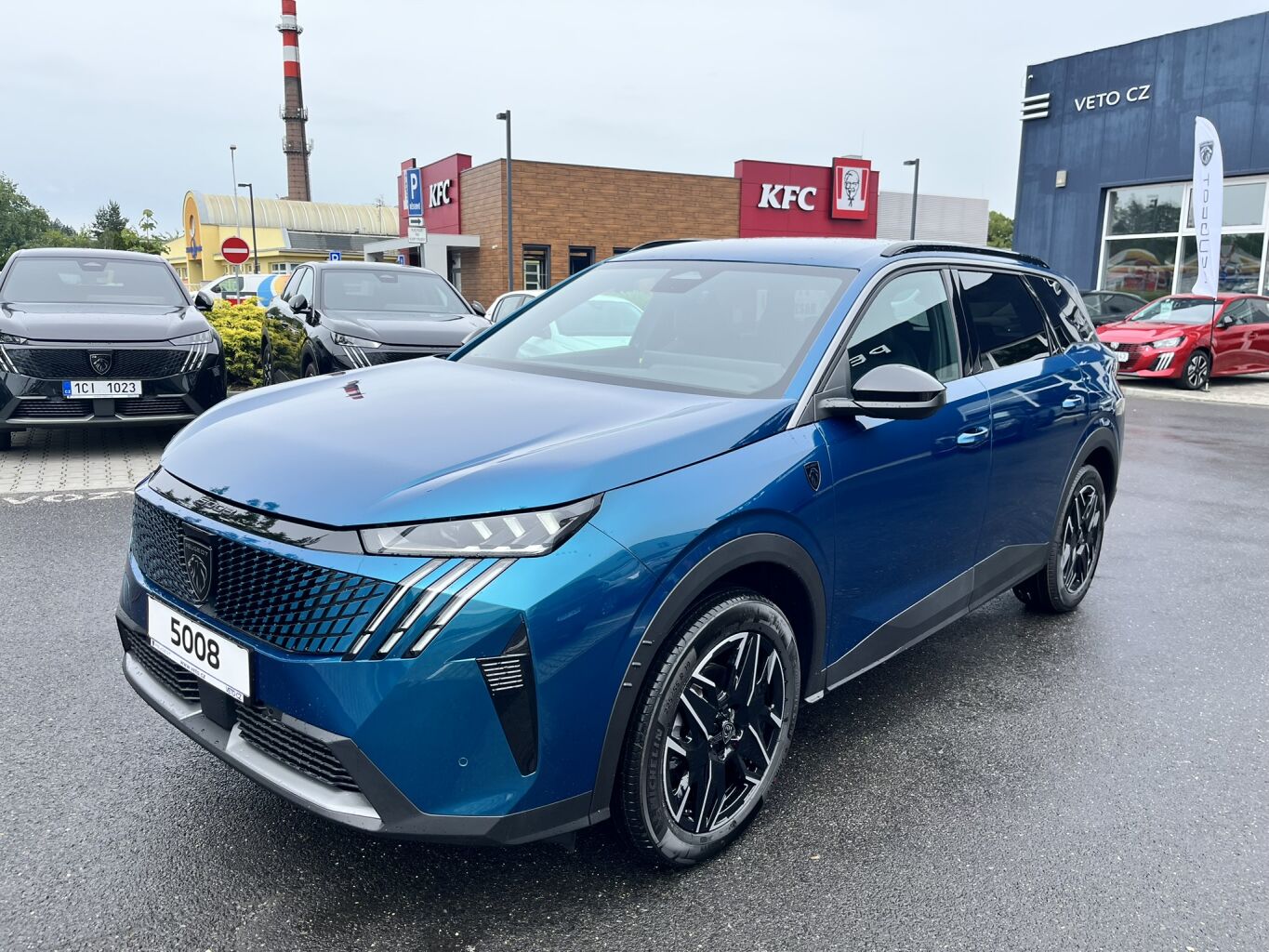 Peugeot 5008 GT Hybrid 145 e-DCS6 – fotografie 2