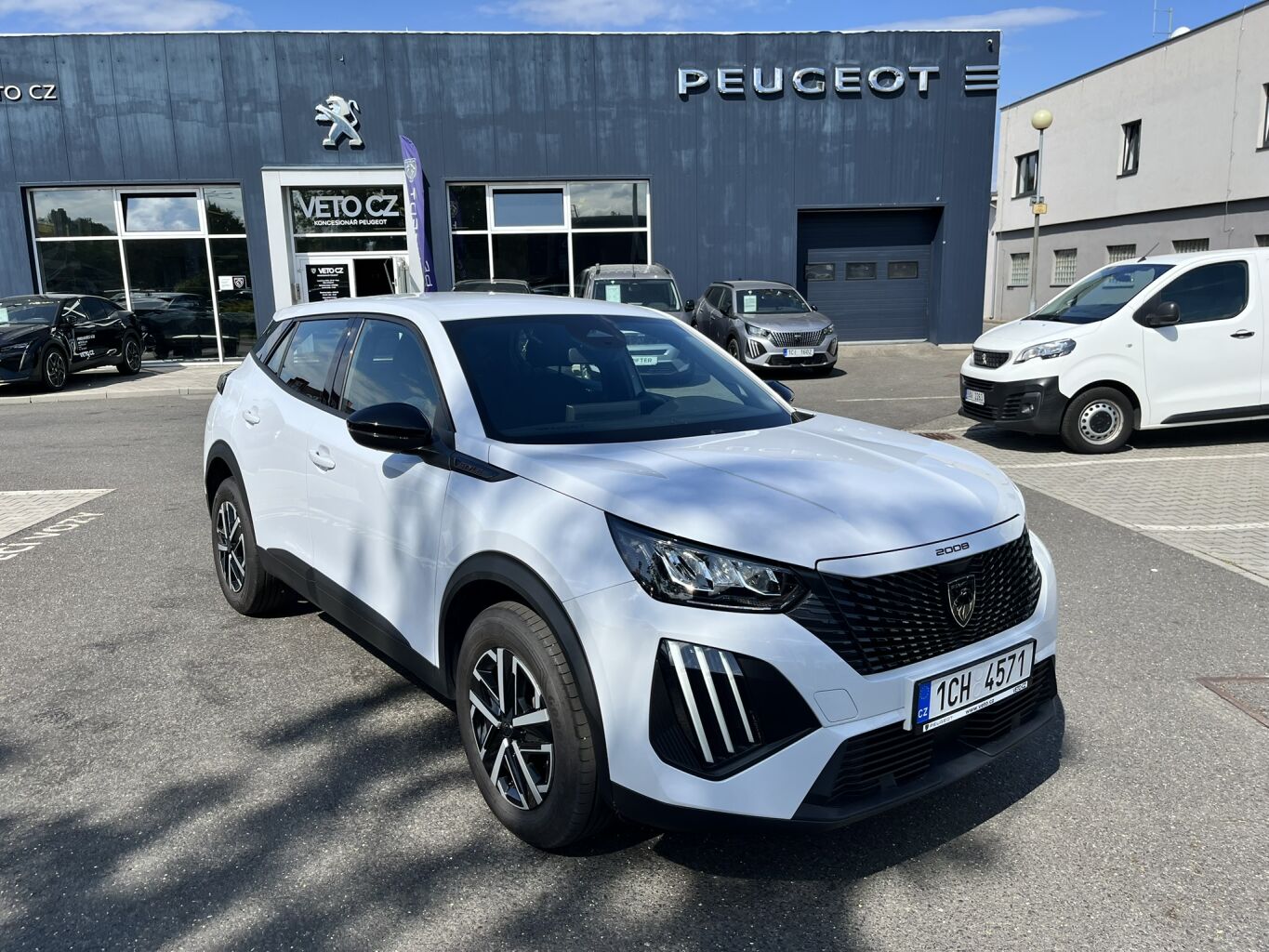 Peugeot 2008 STYLE PureTech 100 S&S MAN6