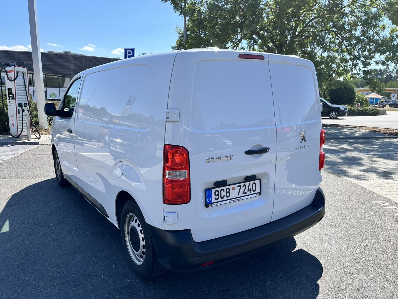 Peugeot Expert Furgon L2 1.5 BlueHDi 120k MAN6 – fotografie 3