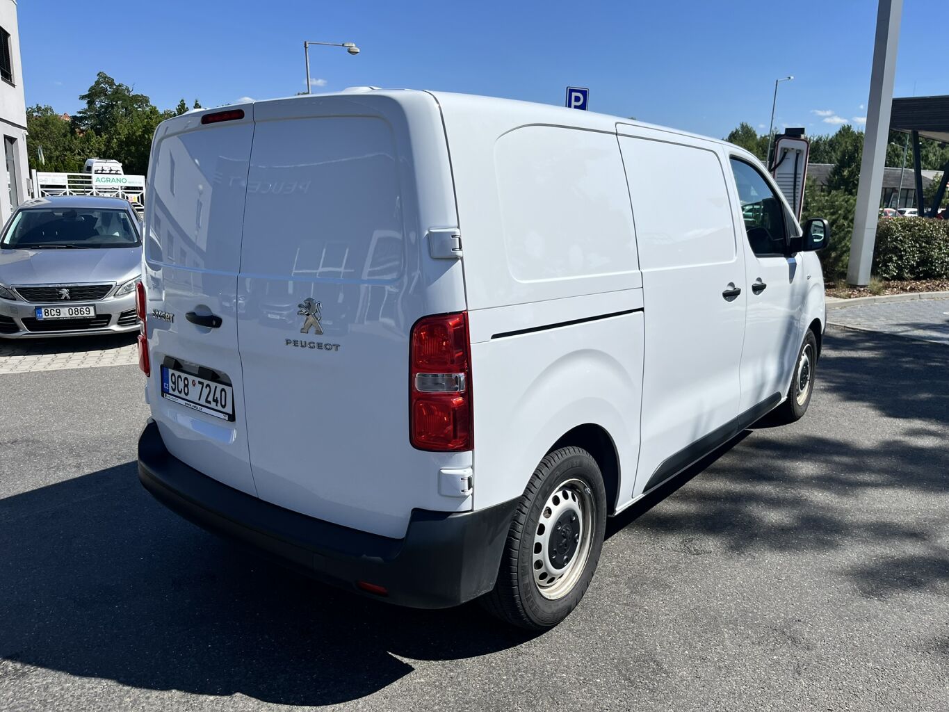 Peugeot Expert Furgon L2 1.5 BlueHDi 120k MAN6 – fotografie 4