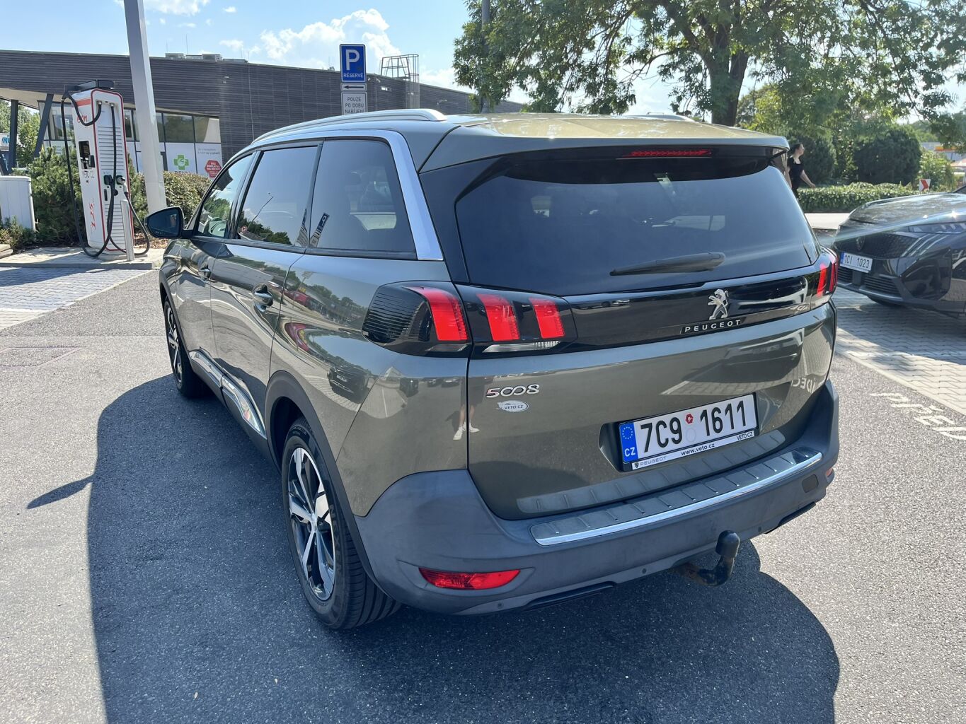 Peugeot 5008 ALLURE 1.6 BlueHDi 120k MAN6 – fotografie 3