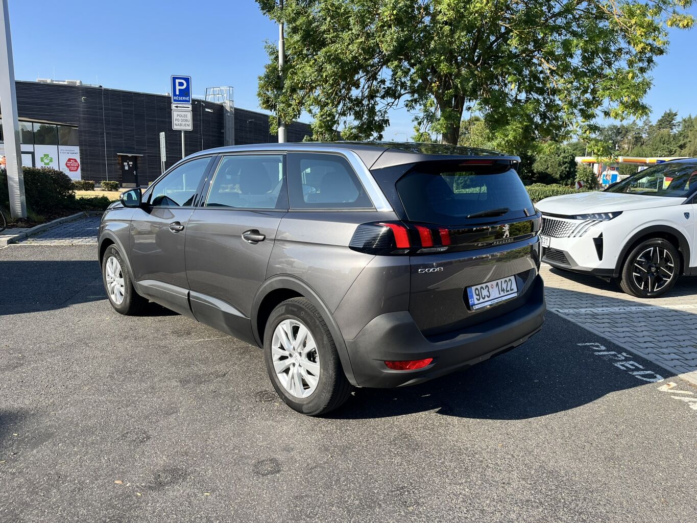 Peugeot 5008 5008 ACTIVE PACK 1.2 PureTech 130k EAT8 – fotografie 3