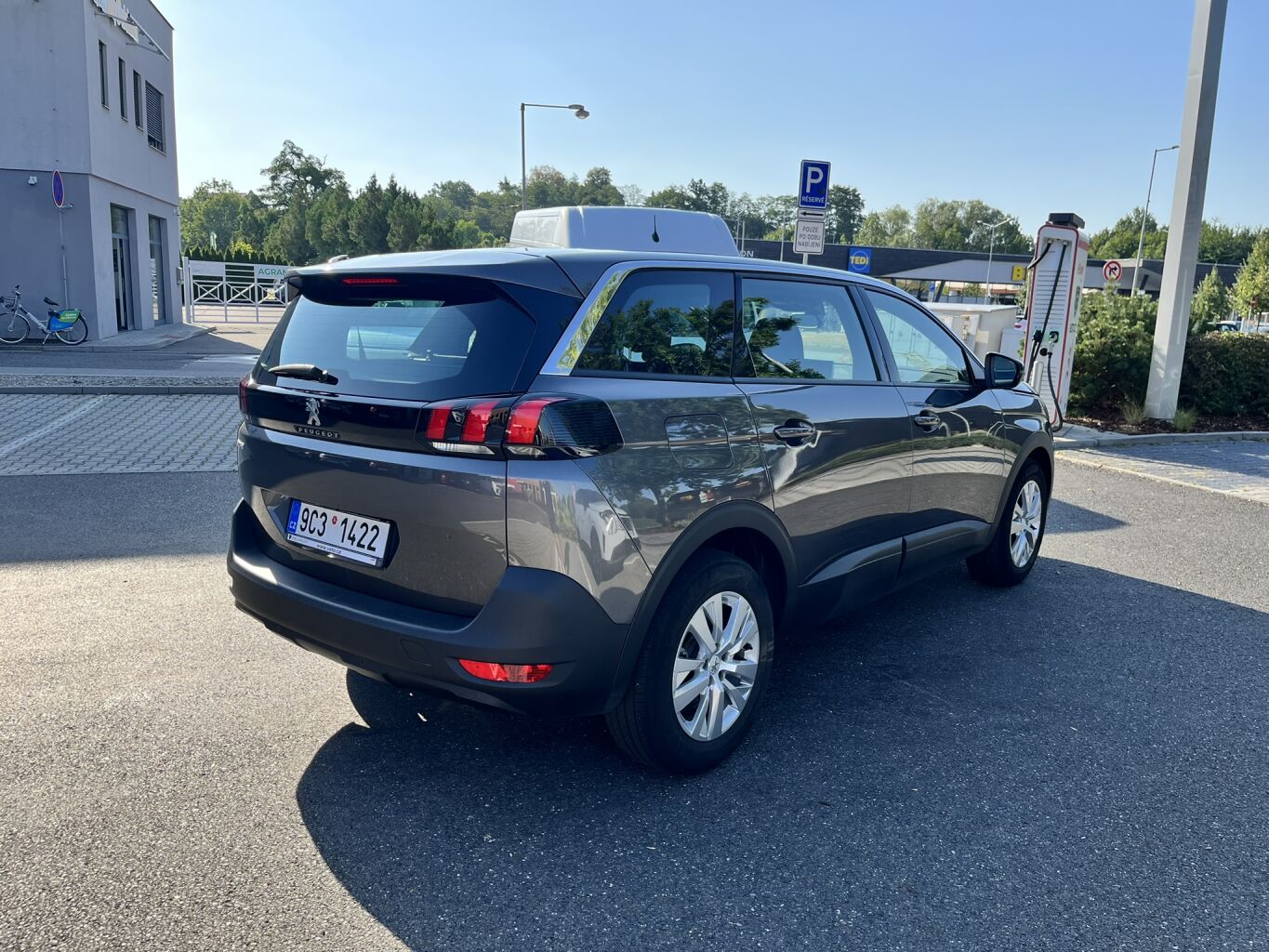 Peugeot 5008 5008 ACTIVE PACK 1.2 PureTech 130k EAT8 – fotografie 4