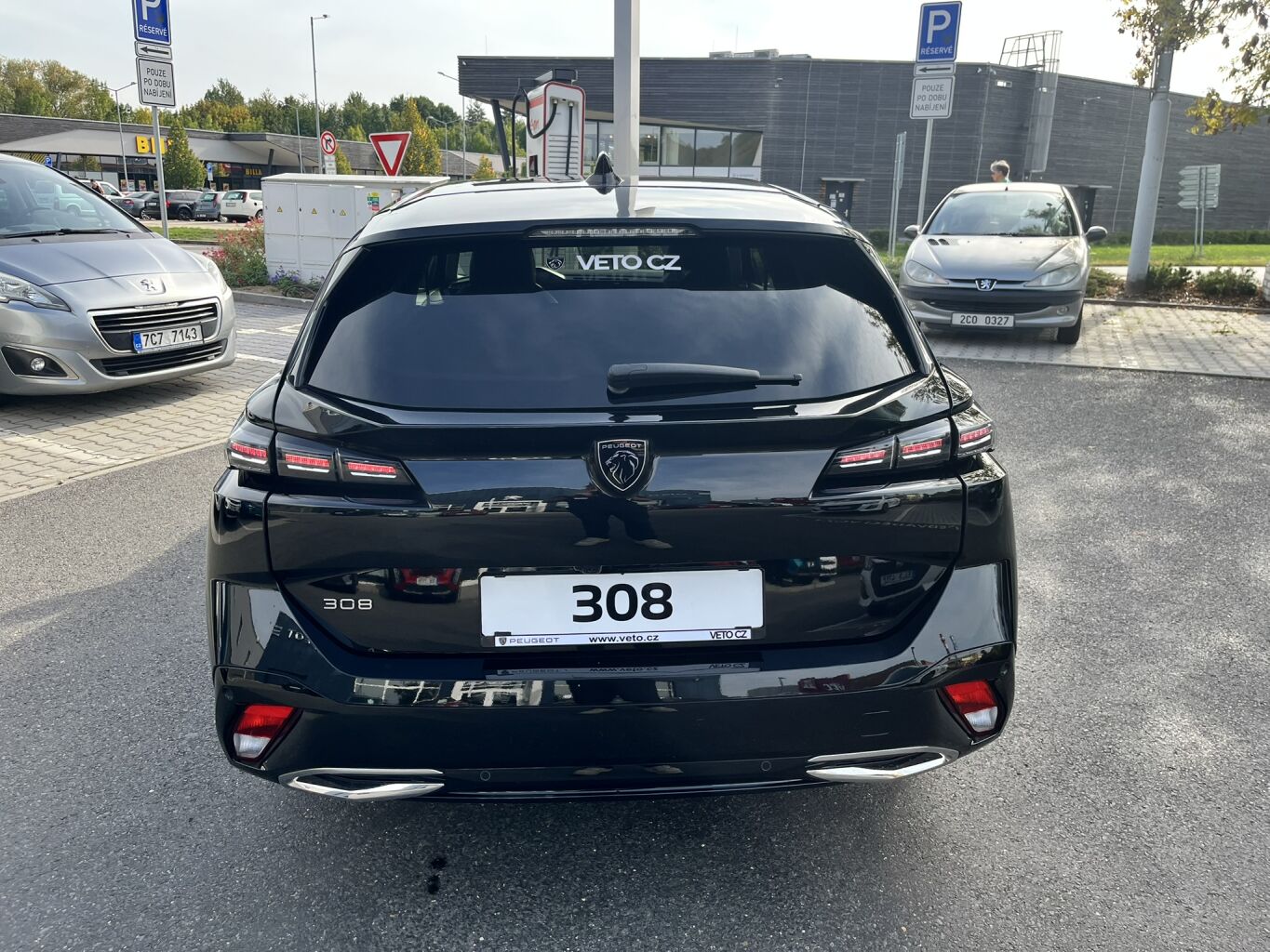Peugeot 308 1.5 BlueHDi 130k EAT8 – fotografie 5