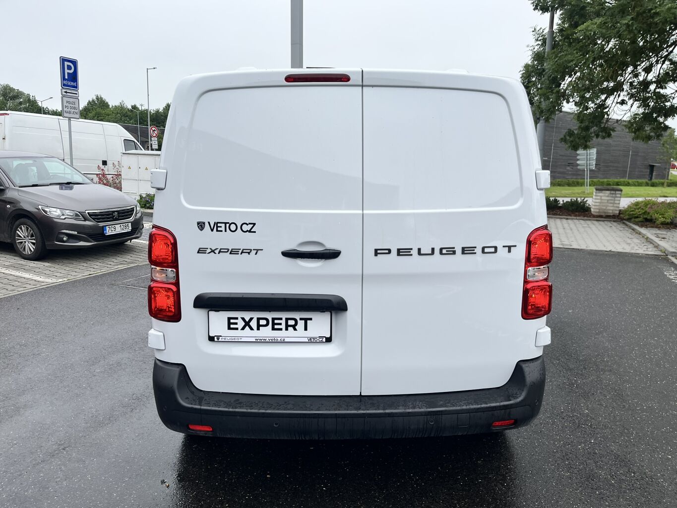 Peugeot Expert Furgon L2 2.2 BlueHDi 150k MAN6 – fotografie 5